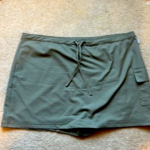 NY & Company Olive Skort XL